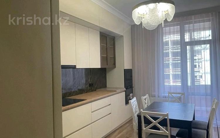 2-комнатная квартира · 77 м² · 10 этаж, Достык 8/2 за 450 000 ₸ в Астане, Есильский р-н — фото 2