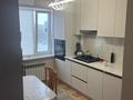 3-бөлмелі пәтер · 64 м² · 6/9 қабат, ул. Братьев Жубановых 302, бағасы: 27 млн ₸ в Актобе, мкр Авиатор — фото 3