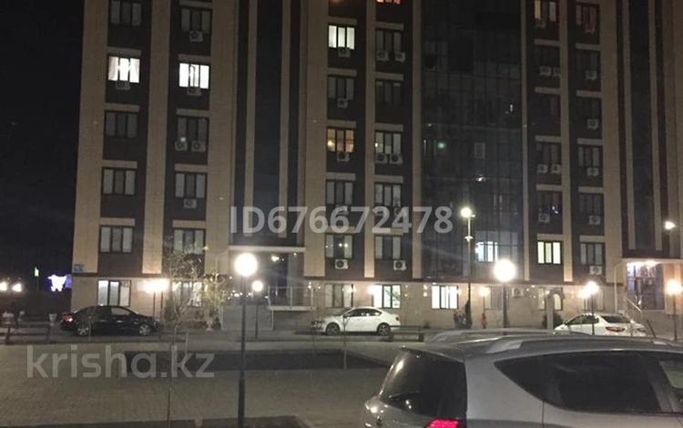 2-бөлмелі пәтер · 70 м² · 3/8 қабат, Абулхаир хана, бағасы: 35 млн ₸ в Атырау — фото 6