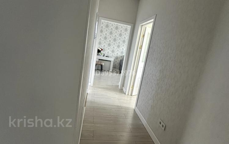 3-комнатная квартира, 78 м², 2/10 этаж, Каныш Сатпаев 24