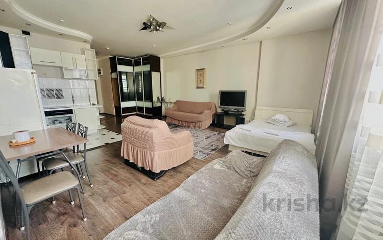 1-бөлмелі пәтер · 45 м² · 12/20 қабат, Достык 160 — Ньютона, бағасы: 18 000 ₸ в Алматы, Медеуский р-н — фото 9