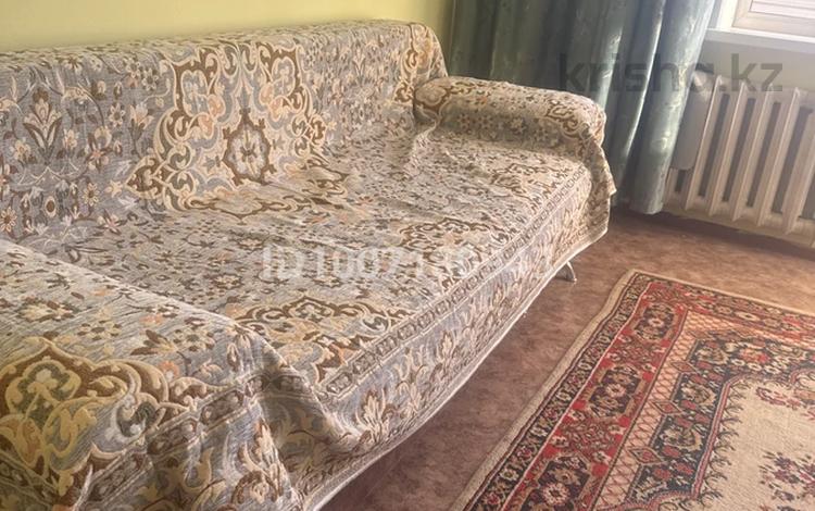 2-бөлмелі пәтер · 53 м² · 1/10 қабат, Глинки 18 а, бағасы: 1 500 ₸ в Семее — фото 2