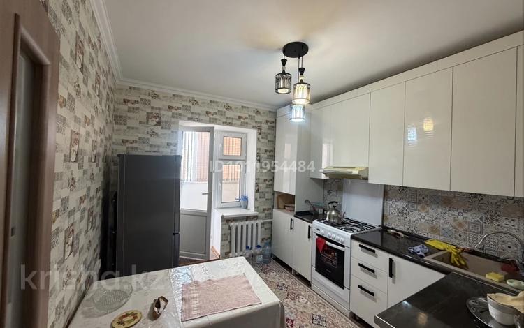 3-комнатная квартира · 69 м² · 2/5 этаж, Мкр. Астана 9 за 200 000 ₸ в  — фото 2
