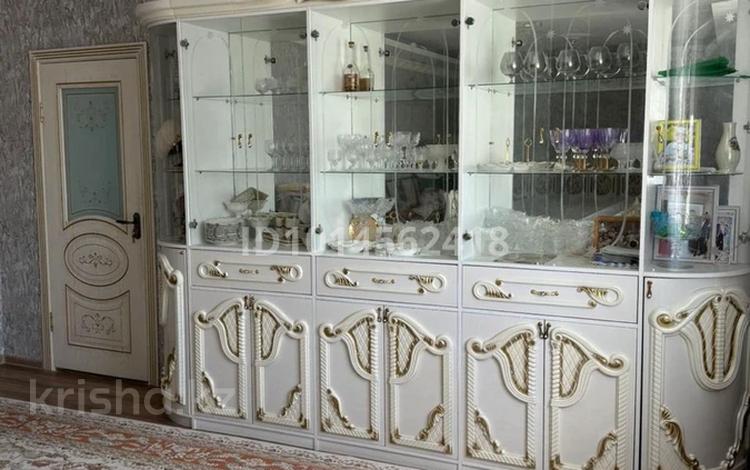 Жеке үй · 7 бөлме · 250 м² · 10 жүзд., Есетова 15, бағасы: 30.5 млн ₸ в Саина Шапагатовой — фото 2