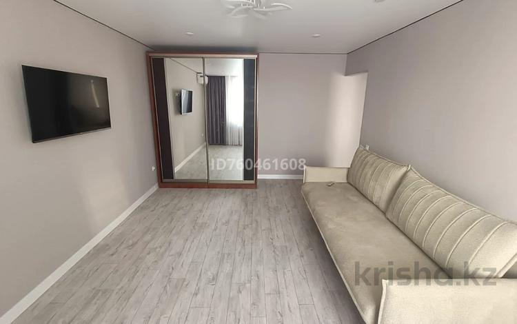 2-бөлмелі пәтер · 54 м², Чокина 98, бағасы: 15 000 〒 в Павлодаре — фото 18