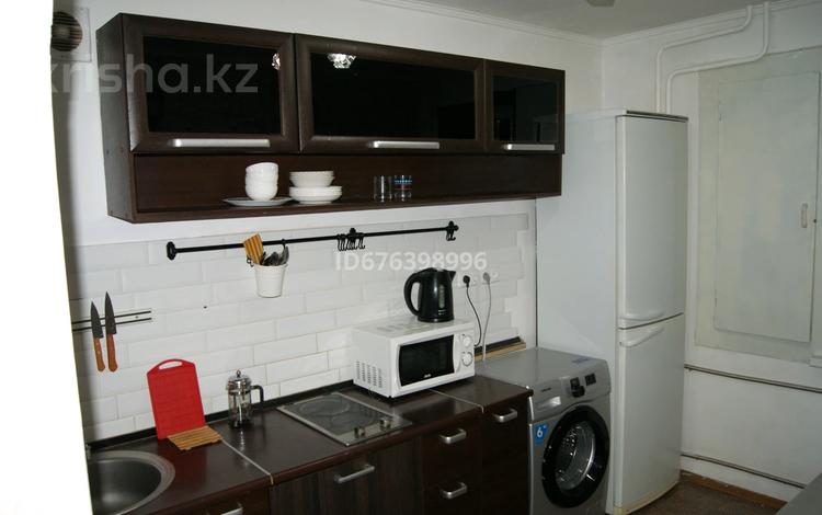1-комнатная квартира · 40 м² · 1/5 этаж, Кайсенова 78/1 за 10 000 ₸ в Усть-Каменогорске — фото 8