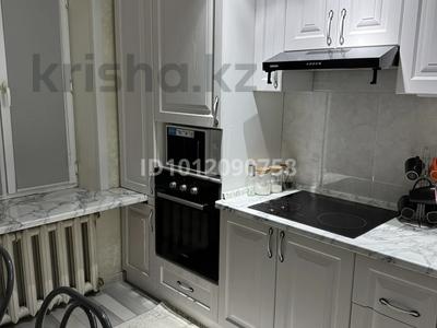 4-бөлмелі пәтер · 76.9 м² · 1/9 қабат, Майкудук, 15й микрорайон 2/4, бағасы: 30 млн ₸ в Караганде, Алихана Бокейханова р-н