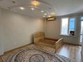 4-комнатная квартира · 180 м² · 2/4 этаж, Абулхаир хана 7 за 200 000 〒 в Уральске — фото 12