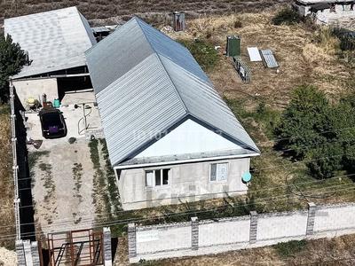 Жеке үй · 8 бөлме · 176 м² · 15 жүзд., Ветеран -10 Набережная 22 — Есик дача 4 километр возле арки, бағасы: 36.5 млн ₸