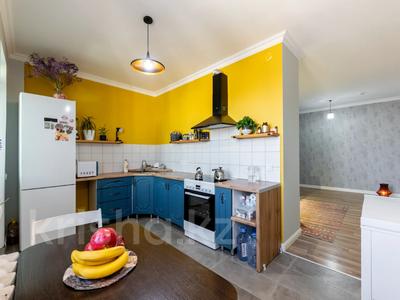 2-комнатная квартира · 70 м² · 15/16 этаж, Омарова 9 за 32 млн 〒 в Астане, Нура р-н