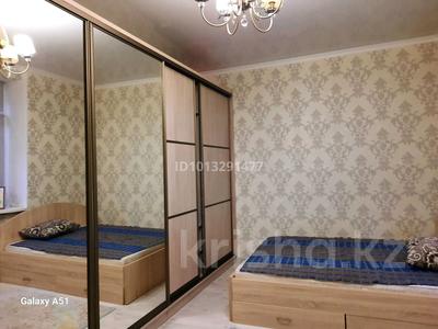 2-комнатная квартира · 65 м² · 3/3 этаж, Кабанбай батыра — Алматинский РОВД за 24 000 ₸ в Алматы, Алмалинский р-н