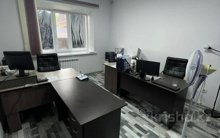 Офисы • 230 м² за 90 млн 〒 в Кокшетау — фото 2