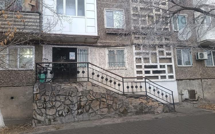 Дүкендер мен бутиктер · 61 м², бағасы: 22 млн ₸ в Сатпаев — фото 2