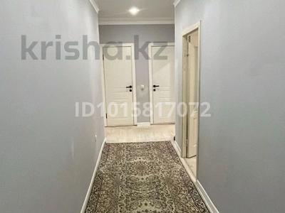 2-комнатная квартира · 50 м² · 3/5 этаж, мкр. Алмагуль 33 за 160 000 ₸ в Атырау