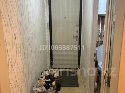 2-комнатная квартира · 45 м² · 5/5 этаж, мкр Юго-Восток, Муканова 34 — Пересечение Республики-Муканова за 180 000 ₸ в Караганде, Казыбек би р-н