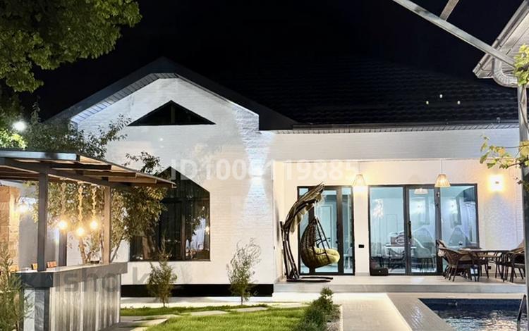 Дача · 4 комнаты · 200 м², жилой массив Кайнар Булак, Спартака 41 за 120 000 〒 в Шымкенте, Абайский р-н — фото 10