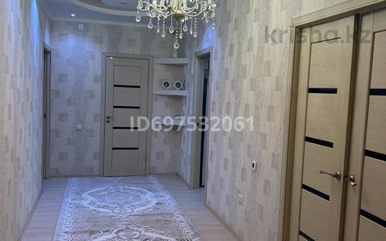 2-комнатная квартира, 77.4 м², 1/5 этаж, 19-й мкр 14/3