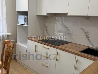3-бөлмелі пәтер · 80 м², мкр Самал-1 24 — Мендикулова- жолдасбекова, бағасы: 500 000 ₸ в Алматы, Медеуский р-н