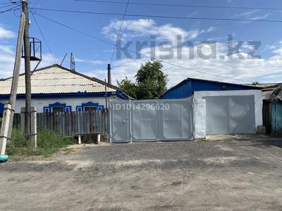 Жеке үй · 3 бөлме · 85 м² · 6 жүзд., Пархоменко 1 заезд 12 — Дом находится за магазином “Zeta”, бағасы: 35 млн ₸ в Семее