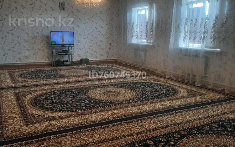 Жеке үй · 4 бөлме · 269.8 м² · 1260 жүзд., Бекмухамедова 13 — Напротив поликлиники, бағасы: 29 млн ₸ в Курмангазы (Ганюшкино) — фото 2