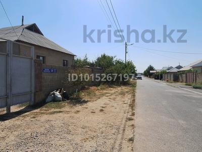 Отдельный дом · 4 комнаты · 120 м² · 8 сот., мкр Самал-3, Абилакима Абдрахманова 32 за 32 млн ₸ в Шымкенте, Абайский р-н