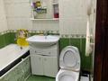 2-бөлмелі пәтер · 44.3 м² · 1/5 қабат, Курмангазы 171 — Домбыта, бағасы: 140 000 ₸ в Уральске, мкр Школьник — фото 6