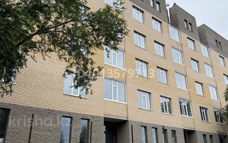 3-комнатная квартира · 95 м² · 2/5 этаж, Тлеу Батыра 13 за 35 млн ₸ в Актобе — фото 4