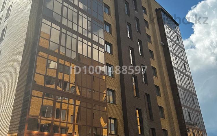 2-комнатная квартира · 76 м² · 2/7 этаж, Байтурсынова 51 за 32.5 млн 〒 в Семее — фото 2