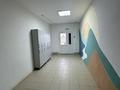 Отдельный дом · 2 комнаты · 75 м² · 9 сот., мкр Бирлик-2, Габиден Мустафина 1 — Сзади остановки за 25 млн ₸ в Атырау — фото 9