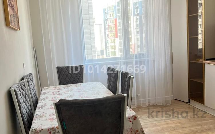 2-комнатная квартира · 69 м² · 4/9 этаж, мкр Нурсая, Елорда за 250 000 ₸ в Атырау — фото 2