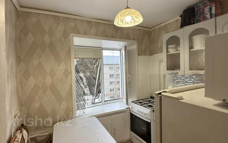 2-бөлмелі пәтер · 44.9 м² · 5/5 қабат, Аманжолова, бағасы: 10.5 млн ₸ в Уральске — фото 2