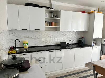 2-бөлмелі пәтер · 56 м² · 3/10 қабат, Шұғыла ш/а., Алтын орда 6/40-корпус3, бағасы: 30.5 млн ₸ в Алматы, Наурызбайский р-н