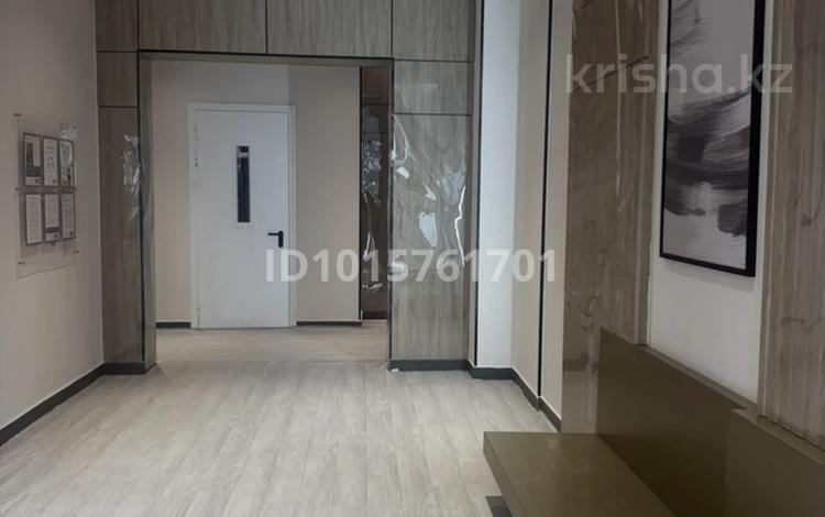 1-бөлмелі пәтер · 43 м² · 6 қабат, Райымбека 219Б, бағасы: 44.5 млн ₸ в Алматы, Жетысуский р-н — фото 2