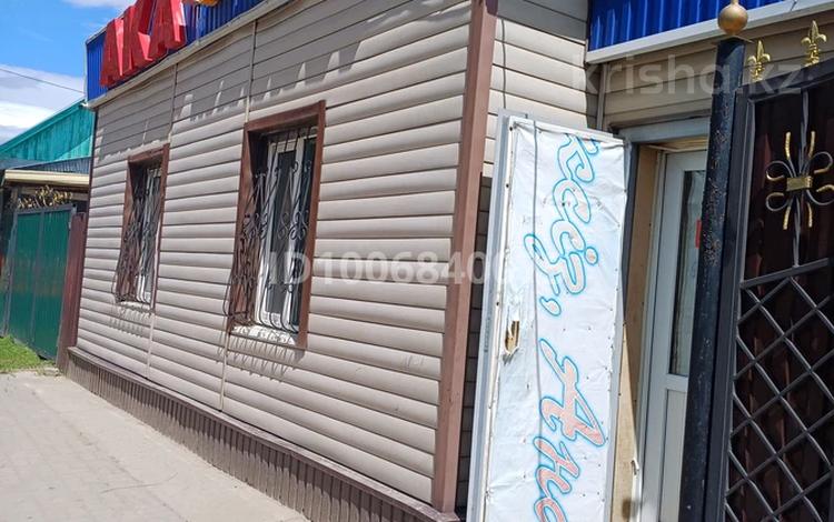 Магазины и бутики · 56 м² за 70 000 〒 в Актобе, мкр. Курмыш — фото 2