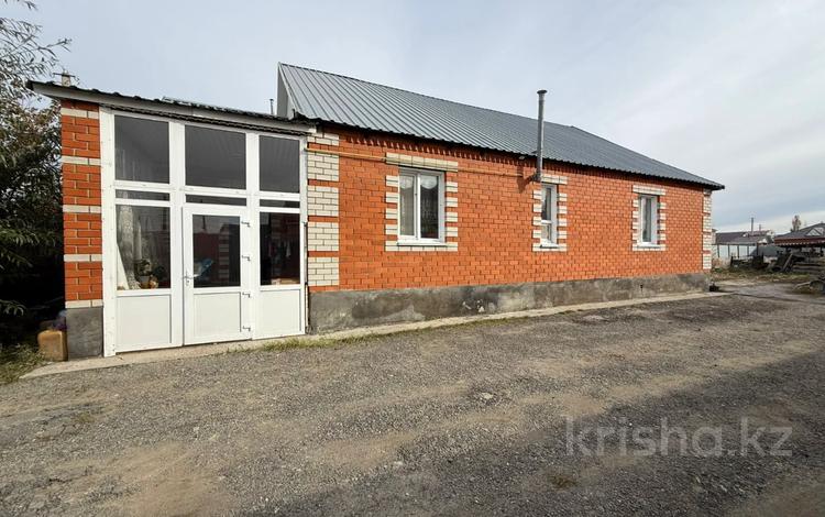 Отдельный дом · 4 комнаты · 81.5 м² · 10 сот., Мкр Восточный 111 за 36 млн 〒 в  — фото 2