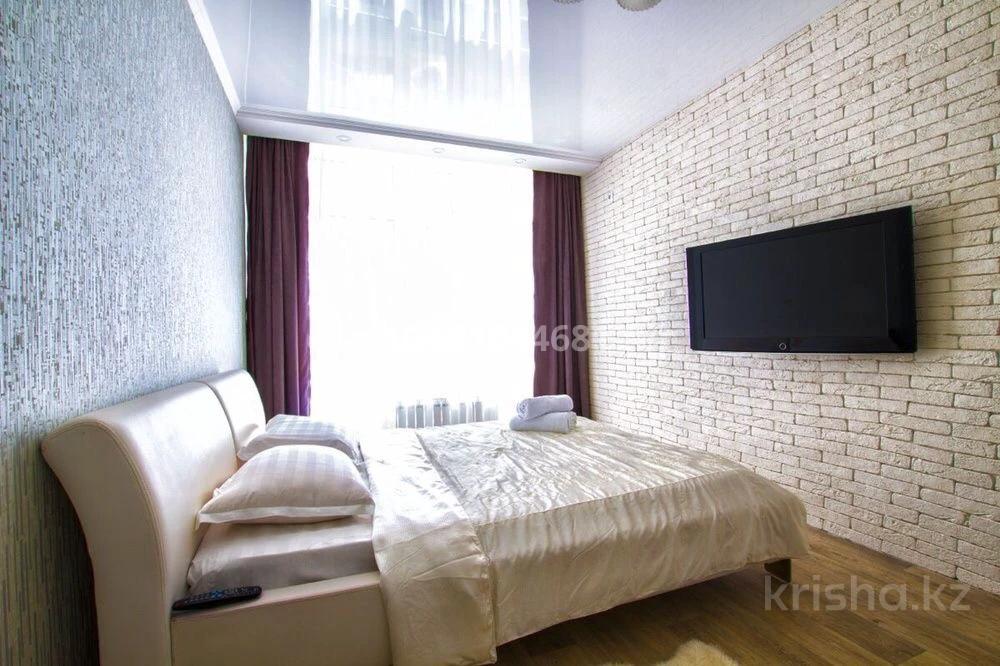 часы в квартиру. снять жилье на час. квартиры посуточно: как правильно снять в алматы. посуточная аренда 1к фото. квартира на час.