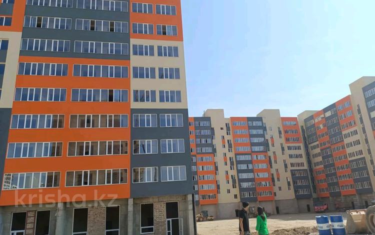 1-комнатная квартира, 38 м², 6/9 этаж, Райымбек батыр 54