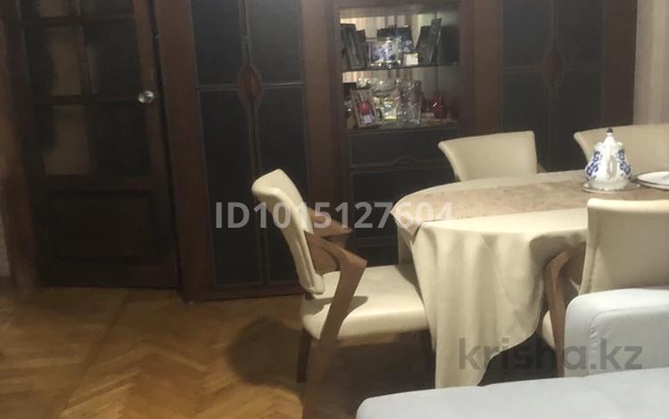 3-комнатная квартира · 74 м² · 3/3 этаж, Жандосова 3 за 51 млн ₸ в Алматы, Бостандыкский р-н — фото 2