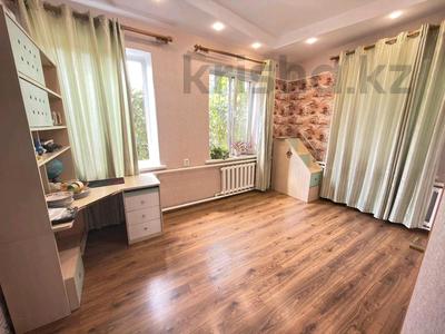 Отдельный дом · 4 комнаты · 133 м² · 4.56 сот., Якубова 92 за 57 млн ₸ в Алматы, Турксибский р-н