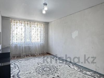 3-комнатная квартира · 62 м² · 5/5 этаж, мкр Самал 1 — гимназия 45 Рынок Аксай за 13.7 млн ₸ в Таразе