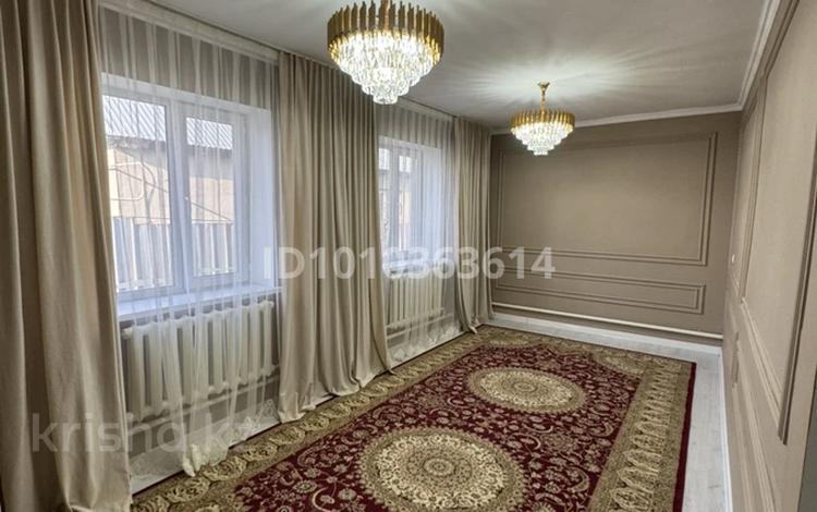 Отдельный дом · 3 комнаты · 100 м² · 5 сот., Жібек жолы 15/1 — Айша минимаркет за 29 млн 〒 в Талгаре — фото 2