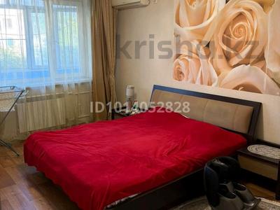 1-комнатная квартира · 34 м² · 3/5 этаж, мкр 8 — Гипермаркет Дина за 13.9 млн ₸ в Актобе