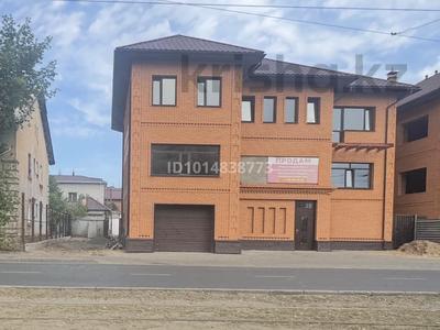 Свободное назначение, офисы, магазины и бутики, склады, общепит, салоны красоты, бани, гостиницы и зоны отдыха, фитнес и спорт, медцентры и аптеки, образование, развлечения, конференц-залы, кабинеты и рабочие места, студии · 940 м² за ~ 6.6 млн ₸ в Павлодаре