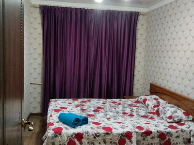3-комнатная квартира · 75 м² · 1/3 этаж, Проезд Айбергенова 3 — Республика за 13 000 ₸ в Шымкенте, Абайский р-н