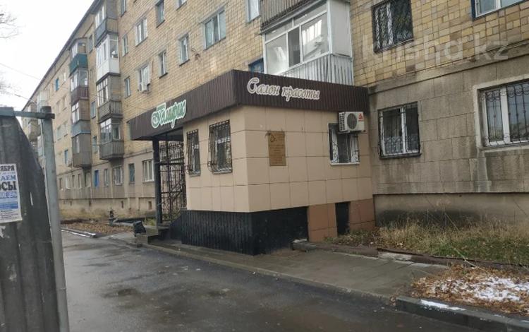 3-комнатная квартира · 62 м² · 1/5 этаж, мкр Новый Город, Бухар Жырау 65 — Комиссарова/Сити Молл за 23.5 млн 〒 в Караганде, Казыбек би р-н — фото 2
