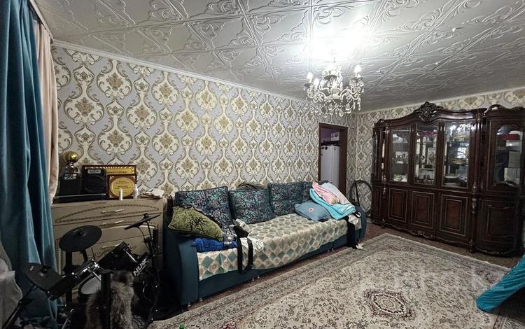 2-комнатная квартира · 44 м² · 1/4 этаж, 𝐌-𝐍 𝐙𝐇𝐄𝐓𝐈𝐒𝐔 — 𝟐 𝐌𝐊𝐑 - 𝟏𝟎 𝐒𝐡𝐤𝐨𝐥𝐚 - 𝐒𝐚𝐝𝐢𝐤 𝐀𝐬𝐡𝐮𝐫𝐚 - 𝐙𝐕𝐎𝐍𝐈! 𝐀𝐆𝐄𝐍𝐒𝐓𝐕𝐎 𝐋𝐈𝐃𝐄𝐑! за 13.5 млн ₸ в Талдыкоргане, мкр Жетысу — фото 2