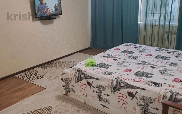 1-комнатная квартира · 40 м² · 4/10 этаж, 4-й мкр 3 за 9 000 ₸ в Актау — фото 2
