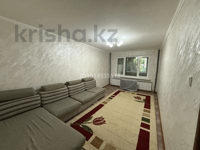3-комнатная квартира · 70 м² · 1/5 этаж, 8-й микрорайон 14 за 250 000 ₸ в Шымкенте, Туран р-н