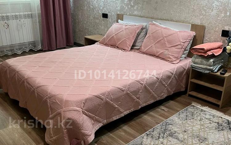 1-бөлмелі пәтер · 40 м² · 6/10 қабат, 11 ш/а., бағасы: 2 000 ₸ в Актобе, мкр 11 — фото 2