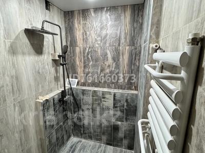 3-комнатная квартира · 60 м² · 2/5 этаж, 16-й микрорайон, Жибек жолы 1 — Айна Базар за 29 млн 〒 в Шымкенте, Аль-Фарабийский р-н